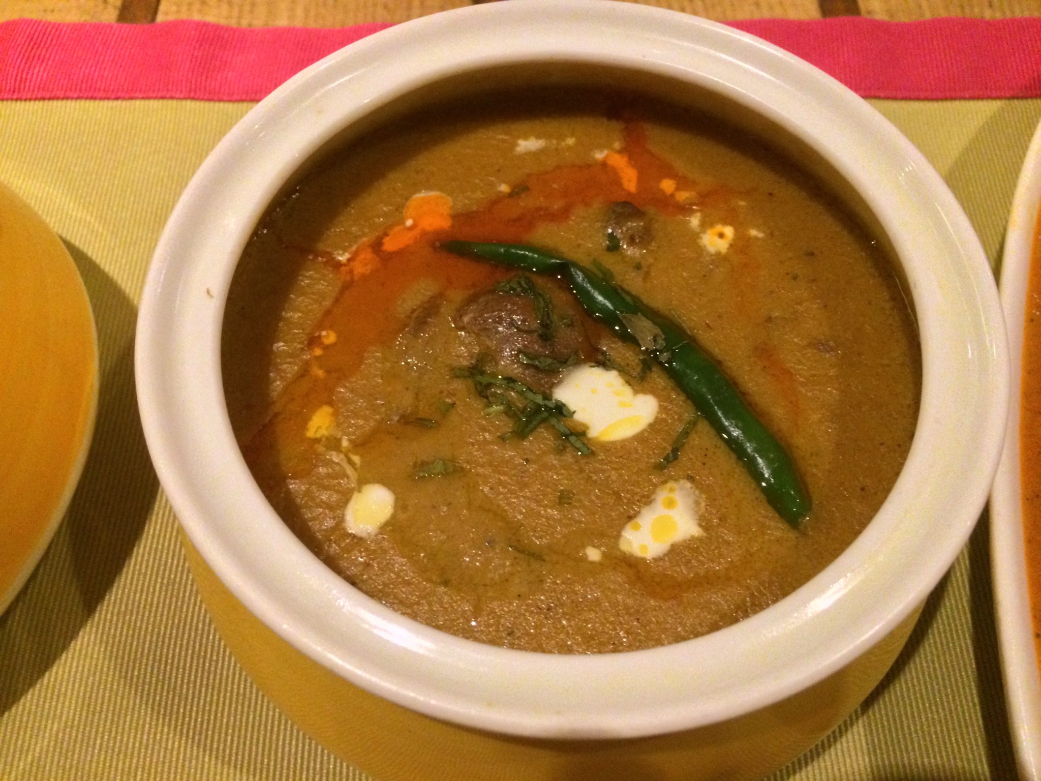 Murgh Sweta