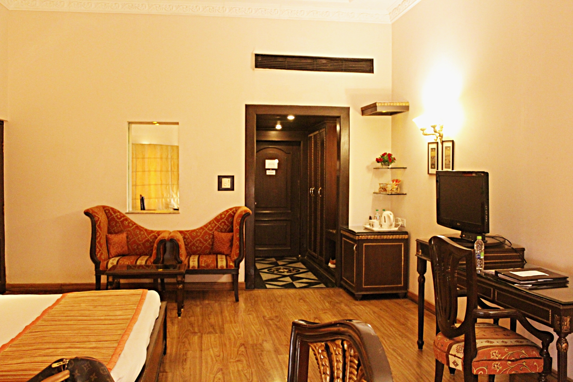 Club Junior Suite Bhopal