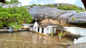 Dambulla Cave Temple