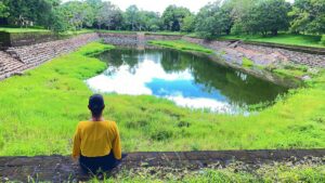 Eth Pokuna Elephant Pond