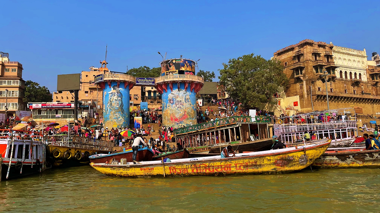 Dashashwamedh Ghat Rituals