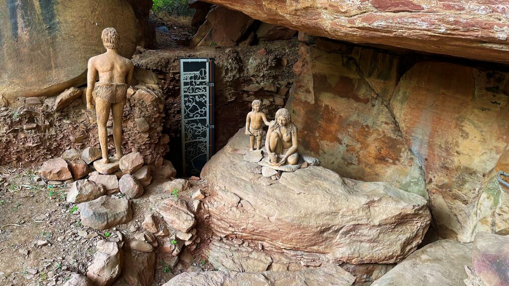 Bhimbetka Rock Shelters A Look Back In Time Krazy Butterfly