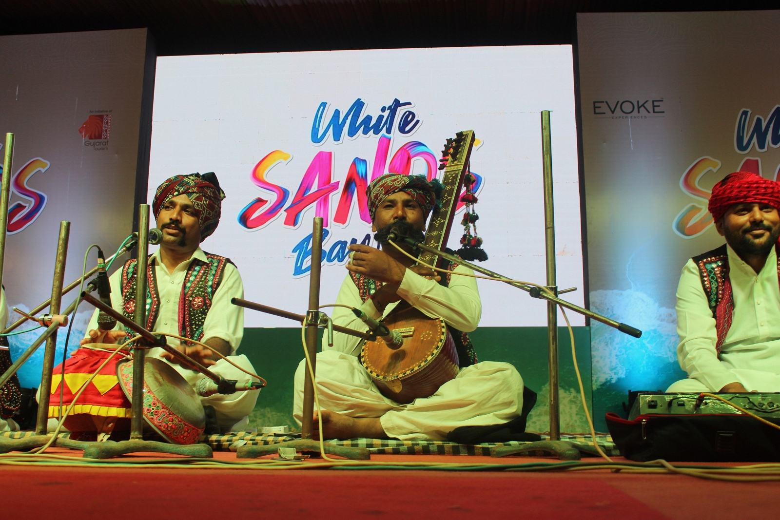 White Sands Bay Kutchhi Music